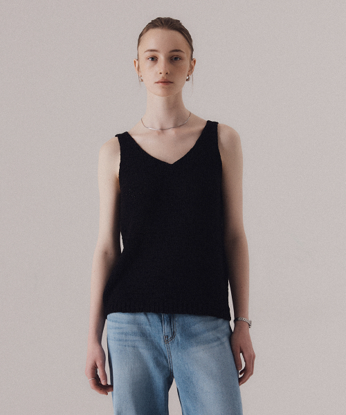 SILN(シルン)の「Refined v-neck straw knit sleeveless (BLACK)(ニット/セーター・レディース・その他・FREE)」の3枚目の写真