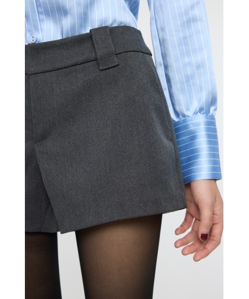 MOUSSY（マウジー）の「LOW WAIST ショーツ（その他パンツ・レディース・チャコールグレー・1/2）」の9枚目の写真