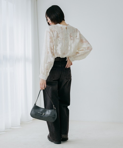 PAGEBOY（ページボーイ）の「レースジャガード2WAYブラウス【オフショル/通常着用対応】（Tシャツ/カットソー・レディース・ブラック/オフホワイト/グレー/ブルー・FREE）」の19枚目の写真