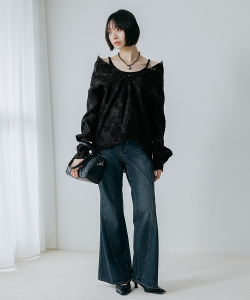 PAGEBOY（ページボーイ）の「レースジャガード2WAYブラウス【オフショル/通常着用対応】（Tシャツ/カットソー・レディース・ブラック/オフホワイト/グレー/ブルー・FREE）」の22枚目の写真