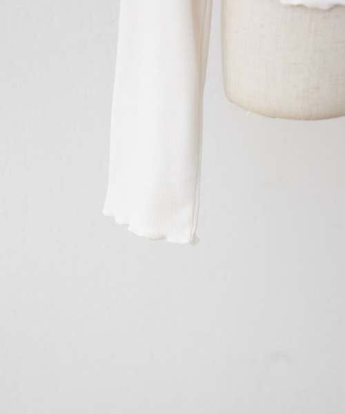 continuer de NICE CLAUP（コンティニューデナイスクラップ）の「衿レースリボンテレコトップス（Tシャツ/カットソー・レディース・その他11/ドット/アイボリー/ブラック・FREE）」の10枚目の写真