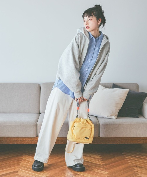 niko and...（ニコアンド）の「ポイント刺繍オックスシャツ（シャツ/ブラウス・レディース・ブルー/ベージュ/ピンク・SHORT/MEDIUM）」の8枚目の写真