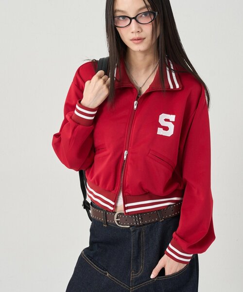 WHO'S WHO gallery(フーズフーギャラリー)の「【EC限定カラーあり】S LOGO COMPACT STAND JERSEY(ブルゾン・レディース・ブラック/ネイビー/レッド/オフホワイト・FREE)」の1枚目の写真