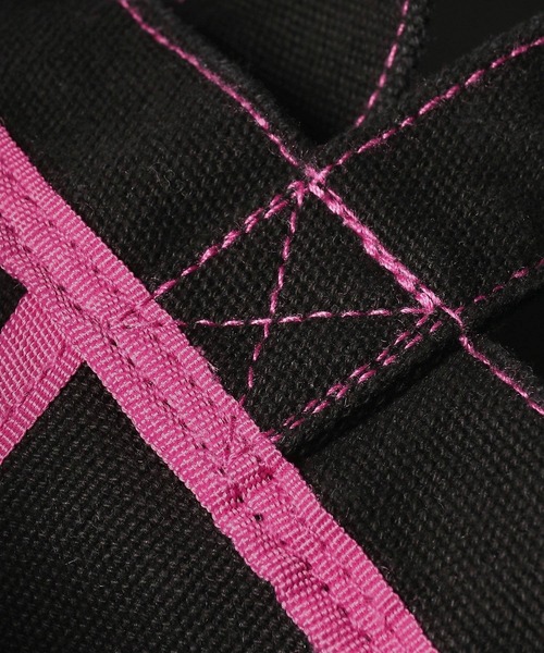 PS Paul Smith（ピーエスポールスミス）の「Paul Smith Logo スプラッシュペイント トートバッグ【553960 PTOTED】（トートバッグ・メンズ・ブラック・FREE）」の9枚目の写真