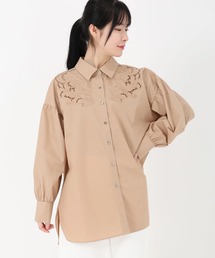 ストロベリーフィールズ   花柄ブラウス　　新品、未使用 STRAWBERRY-FIELDS - ストロベリーフィールズ 花柄ブラウス 新品、未