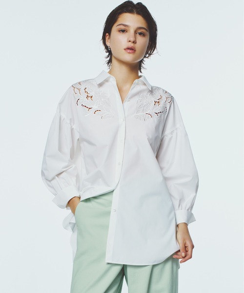 STRAWBERRY-FIELDS（ストロベリーフィールズ）の「エイミーブロード_エンブロイダリーシャツ（シャツ/ブラウス・レディース・ベージュ/オフホワイト/ブラック・2）」の2枚目の写真