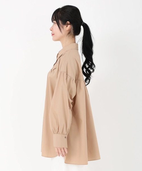 STRAWBERRY-FIELDS（ストロベリーフィールズ）の「エイミーブロード_エンブロイダリーシャツ（シャツ/ブラウス・レディース・ベージュ/オフホワイト/ブラック・2）」の6枚目の写真