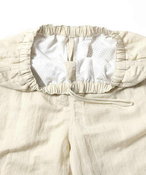 BEAMS PLUS(ビームスプラス)の「MIL Athletic Shorts Nylon Sateen(その他パンツ・メンズ・オレンジ/ロイヤルブルー/オフホワイト・LARGE/MEDIUM/X-LARGE/SMALL)」の17枚目の写真