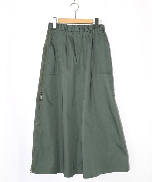 ScoLar（スカラー）の「161615：無地×動物たちの肖像柄 4wayツイルスカート（スカート・レディース・ベージュ/カーキ/ブラック・M）」の3枚目の写真