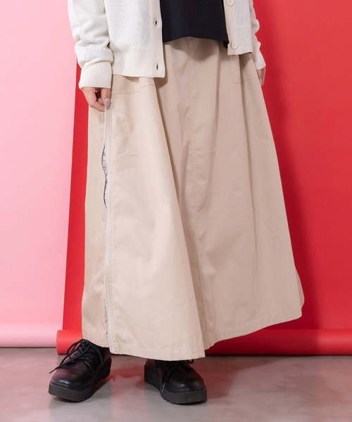 ScoLar（スカラー）の「161615：無地×動物たちの肖像柄 4wayツイルスカート（スカート・レディース・ベージュ/カーキ/ブラック・M）」の5枚目の写真