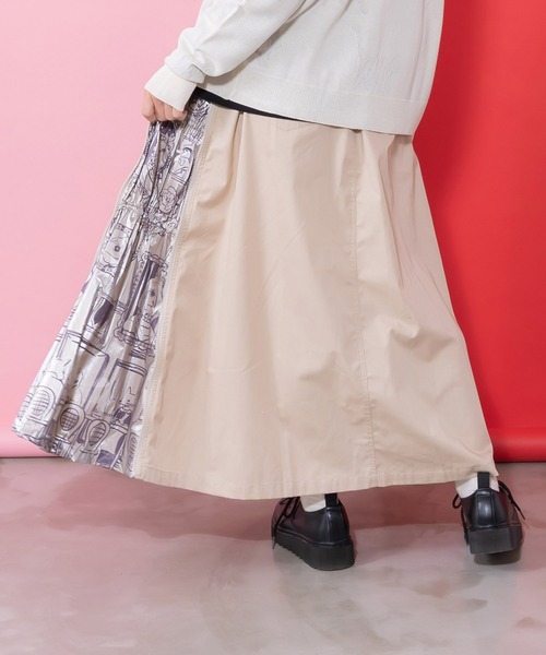 ScoLar（スカラー）の「161615：無地×動物たちの肖像柄 4wayツイルスカート（スカート・レディース・ベージュ/カーキ/ブラック・M）」の21枚目の写真