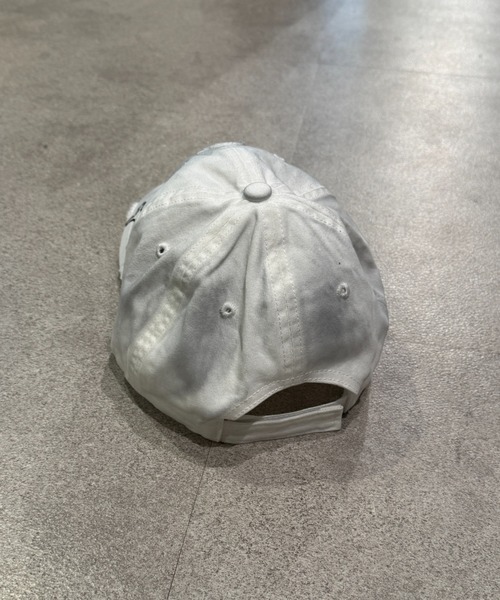 lilful（リルフル）の「【26年春夏新作】スタッズ付き ヴィンテージ加工 ワンポイントクロスモチーフ刺繍キャップ（キャップ・レディース・その他/ホワイト/ブラック・F）」の15枚目の写真