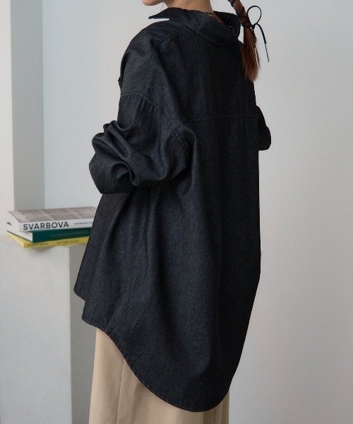 TRIANGLE PALETTE（トライアングルパレット）の「デニム オーバーサイズ シャツ ジャケット（シャツ/ブラウス・レディース・ブルー/ブラック/アイボリー・FREE）」の21枚目の写真