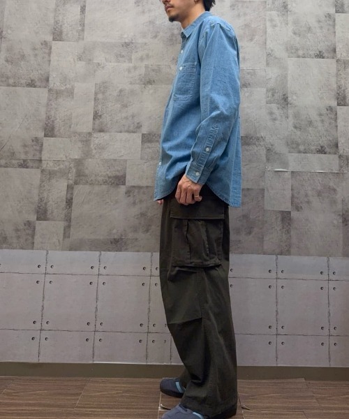 BACK NUMBER（バックナンバー）の「【BACK NUMBER】デニム ロングスリーブ シャツ (ボックスシルエット / アウトドアにも最適 / カジュアルスタイル)（シャツ/ブラウス・メンズ・ブラック/ライトインディゴブルー/ダークインディゴブルー・M/L/S/XL）」の11枚目の写真