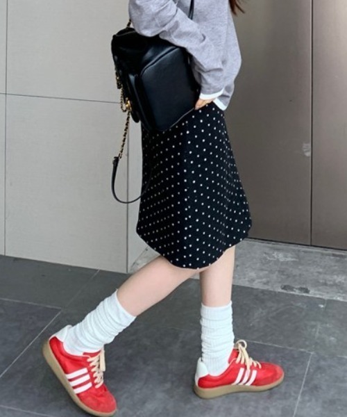 Vipoa（ヴィポア）の「Polka dots slit midi skirt（スカート・レディース・ブラック系その他・LARGE/MEDIUM）」の18枚目の写真