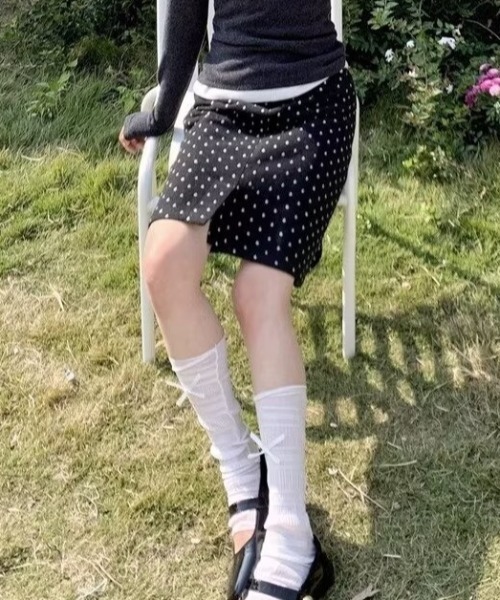 Vipoa（ヴィポア）の「Polka dots slit midi skirt（スカート・レディース・ブラック系その他・LARGE/MEDIUM）」の9枚目の写真