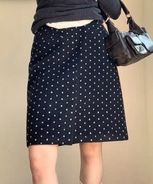 Vipoa（ヴィポア）の「Polka dots slit midi skirt（スカート・レディース・ブラック系その他・LARGE/MEDIUM）」の17枚目の写真