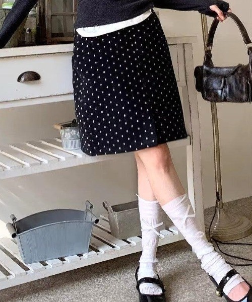 Vipoa（ヴィポア）の「Polka dots slit midi skirt（スカート・レディース・ブラック系その他・LARGE/MEDIUM）」の14枚目の写真