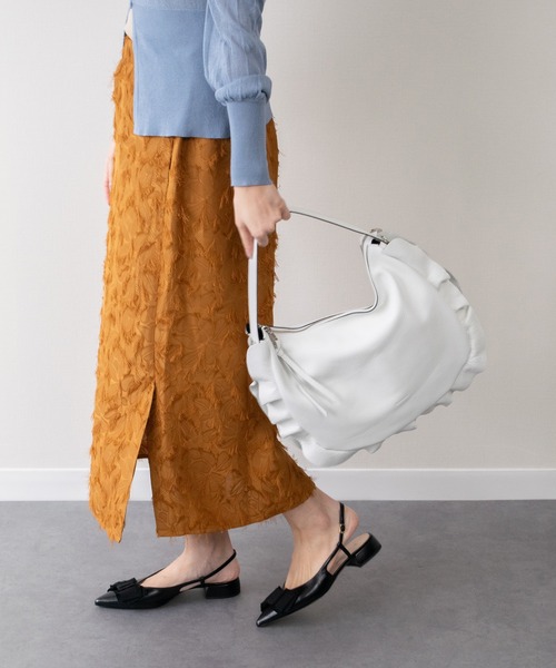 RIPANI(リパーニ)の「【RIPANI】サイドフリルホーボーバッグラージ(Q66301)(トートバッグ・レディース・ホワイト・ALL)」の7枚目の写真