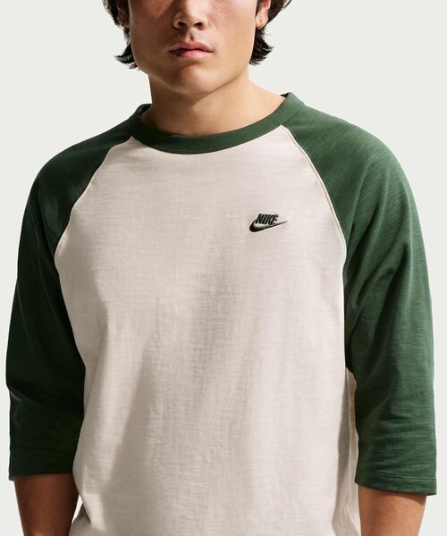 NIKE（ナイキ）の「ナイキ スポーツウェア クラブ メンズ 3/4スリーブ ラグラン トップ / Nike Sportswear Club Men's 3/4-Sleeve Raglan Top IF0756-323 Fir（Tシャツ/カットソー・メンズ・カモフラージュ・XL/M/L/2XL/S）」の11枚目の写真
