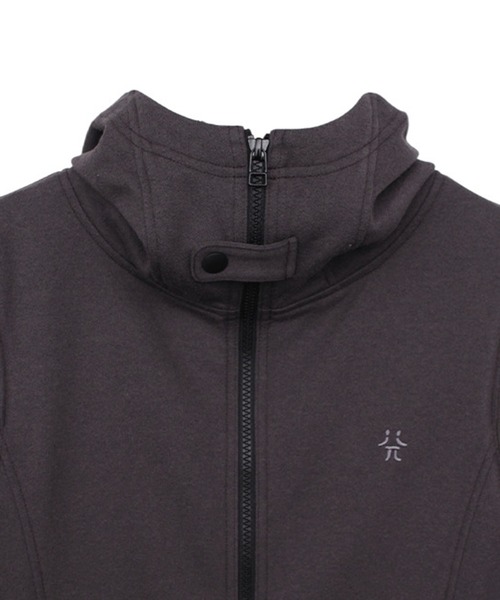 KOZABURO（コウザブロウ）の「【KOZABURO/コウザブロウ】ZEE SLEEVELESS PARKA（ベスト・メンズ・クリーム/ダークグレー・M/S）」の4枚目の写真