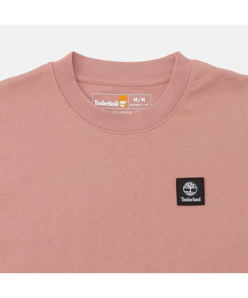 Timberland（ティンバーランド）の「半袖 ウーブン バッジ Tシャツ メンズ（Tシャツ/カットソー・メンズ・ローズ・MEDIUM/LARGE/XX-LARGE/X-LARGE/SMALL）」の3枚目の写真