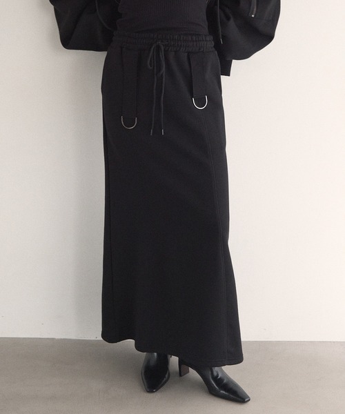 MIELI INVARIANT（ミエリインヴァリアント）の「Brush Sweat Belt Skirt（スカート・レディース・ブラック/ライトグレー・FREE）」の2枚目の写真