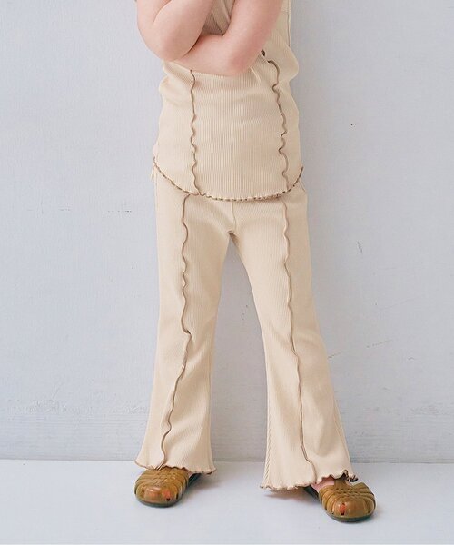 p.premier（ピードットプルミエ）の「配色メロウのストレッチリブフレアパンツ（その他パンツ・キッズ・ブラウン/グリーン/ラベンダー/オレンジ/ブラック/アイボリー・80/90/100/110/120/130/140）」の2枚目の写真