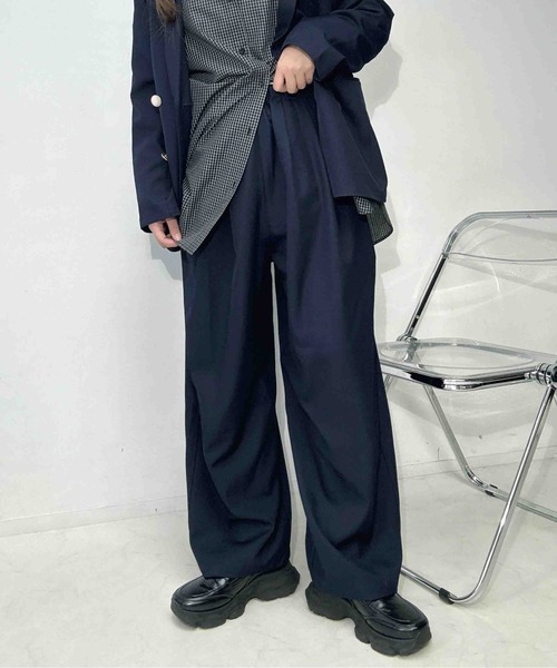 AS KNOW AS plus（アズノゥアズプラス）の「〇ワイドスラックスパンツ　セットアップ可能（スラックス・レディース・ネイビー/グレー/ベージュ系その他・FREE）」の21枚目の写真