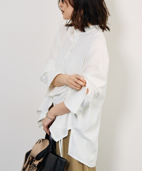 STELLA FISH(ステラフィッシュ)の「【シワになりにくい】サイドシャーリングシャツ(シャツ/ブラウス・レディース・ブラック/ブルー/ホワイト・FREE)」の8枚目の写真