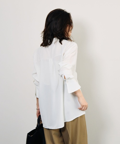 STELLA FISH(ステラフィッシュ)の「【シワになりにくい】サイドシャーリングシャツ(シャツ/ブラウス・レディース・ブラック/ブルー/ホワイト・FREE)」の9枚目の写真
