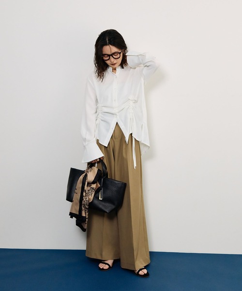 STELLA FISH(ステラフィッシュ)の「【シワになりにくい】サイドシャーリングシャツ(シャツ/ブラウス・レディース・ブラック/ブルー/ホワイト・FREE)」の14枚目の写真