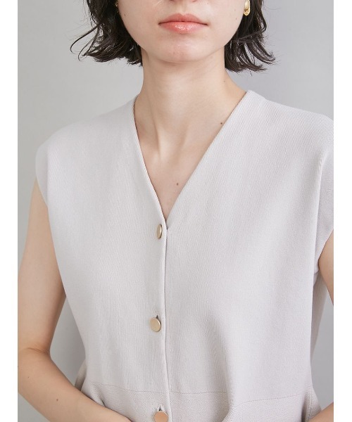 美品♡SHE Tokyo / Owen white 0 ベスト　ジレ　ペプラム 美品♡SHE Tokyo / Owen white 0 ベスト ジレ ペプラム 【公式通販】