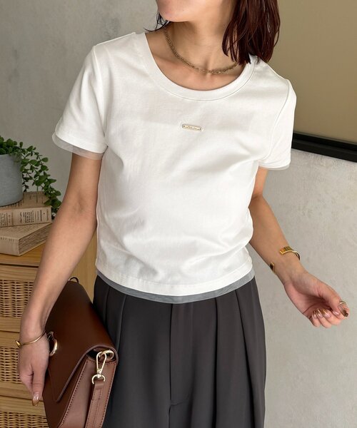 Thevon（ゼボン）の「チャーム付きコンパクトTシャツ（Tシャツ/カットソー・レディース・チャコールグレー/オフホワイト/ブラック・M/S）」の2枚目の写真