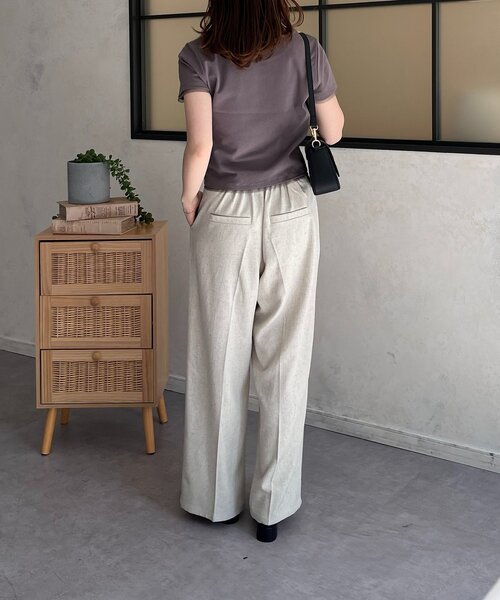 Thevon（ゼボン）の「【新色登場/2サイズ展開】チャーム付きコンパクトTシャツ（Tシャツ/カットソー・レディース・チャコールグレー/オフホワイト/ブラック/グレー・M/S）」の21枚目の写真