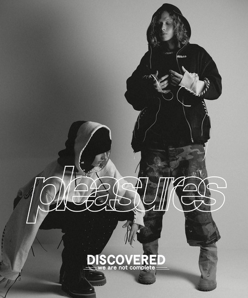 DISCOVERED（ディスカバード）の「PLEASURES x DISCOVERED DOUBLE LAYERED HOODIE（パーカー・メンズ・ブルー/ブラック/ホワイト/ピンク・FREE）」の5枚目の写真