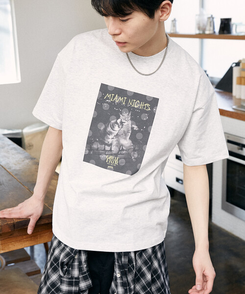 PUBLUX(パブリュクス)の「PUBLUX/パブリュクス <機能性素材>MIAMI NIGHTS キャット フォト Tシャツ 限定展開(Tシャツ/カットソー・レディース・ホワイト/ライトグレー/チャコールグレー・SMALL/MEDIUM/LARGE)」の9枚目の写真