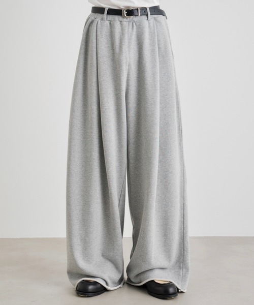 SINSS(シンス)の「One tuck wide sweat pants / ワンタックワイドスウェットパンツ(スウェットパンツ・メンズ・ブラック/ライトグレー・X-SMALL/SMALL/MEDIUM/LARGE/X-LARGE)」の1枚目の写真