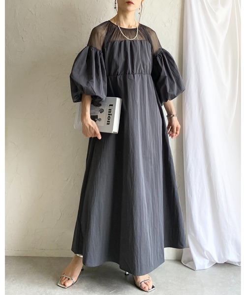 She's Closet(シーズクローゼット)の「チュールシアー トップス ドッキング ボリュームスリーブ ロングワンピース(ワンピース・レディース・アイボリー/チャコールグレー/ブラック・FREE)」の3枚目の写真