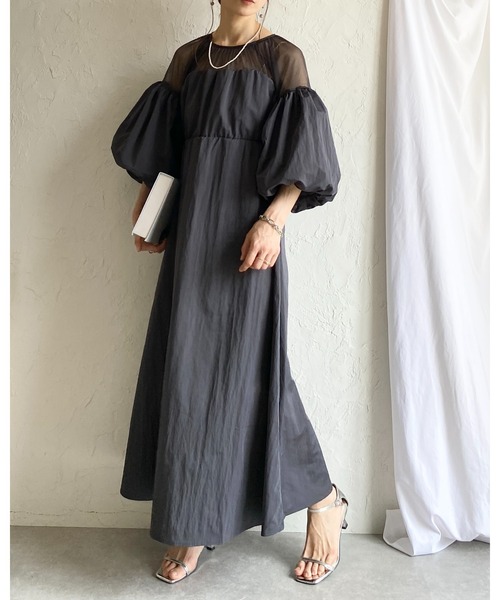She's Closet(シーズクローゼット)の「チュールシアー トップス ドッキング ボリュームスリーブ ロングワンピース(ワンピース・レディース・アイボリー/チャコールグレー/ブラック・FREE)」の4枚目の写真