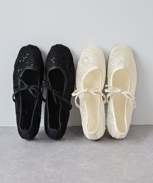 BLUEEAST(ブルーイースト)の「スパンコール刺繍シアーパンプス(パンプス・レディース・ホワイト/ブラック・LARGE/MEDIUM)」の7枚目の写真