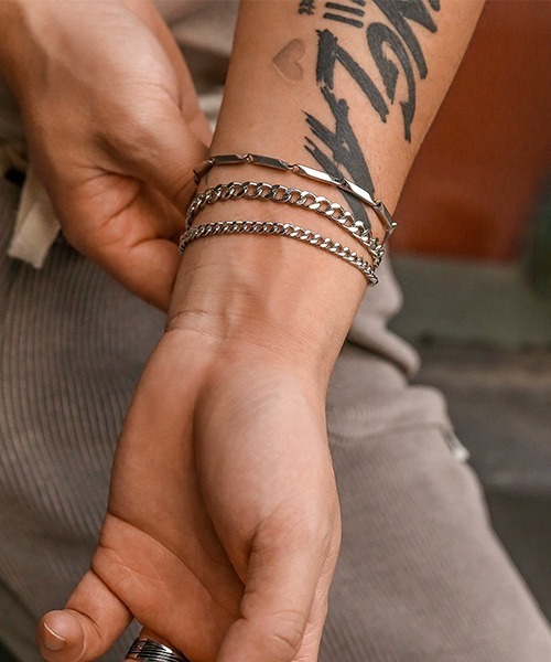 ARCHIVER（アーカイバ）の「【Bz】シルバーチェーンブレスレット 3点セット /メンズ(LEY)（ブレスレット・メンズ・シルバー・FREE）」の2枚目の写真