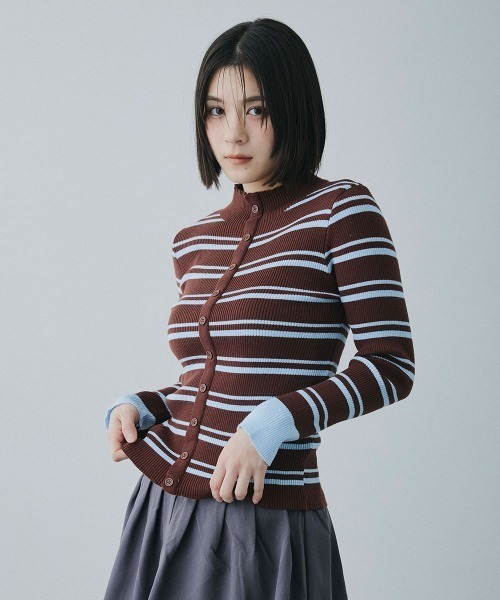 Clum(クルム)の「border rib knit cardigan / ボーダーリブニットカーディガン(カーディガン/ボレロ・レディース・ネイビー/ブラウン・FREE)」の14枚目の写真