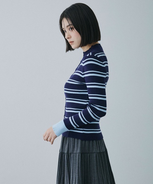 Clum(クルム)の「border rib knit cardigan / ボーダーリブニットカーディガン(カーディガン/ボレロ・レディース・ネイビー/ブラウン・FREE)」の6枚目の写真