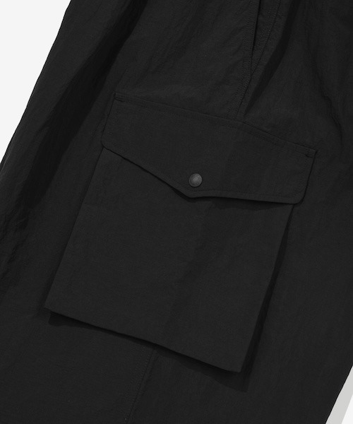 COVERNAT(カバーナット)の「BERMUDA CARGO NYLON SHORTS(その他パンツ・メンズ・カーキ系/ブラック・X-LARGE/LARGE/MEDIUM/SMALL/X-SMALL)」の20枚目の写真