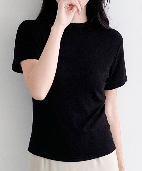 LOWO(ロワ)の「プチハイネックリブストレッチ半袖カットソー(Tシャツ/カットソー・レディース・ホワイト/グレー/ブラック/ダークパープル・FREE)」の2枚目の写真
