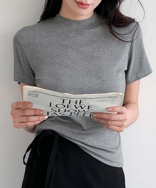 LOWO(ロワ)の「プチハイネックリブストレッチ半袖カットソー(Tシャツ/カットソー・レディース・ホワイト/グレー/ブラック/ダークパープル・FREE)」の7枚目の写真