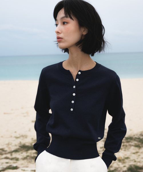 DEHEVE（デヘヴェ）の「Summer Henley Neck Knit [Navy]（ニット/セーター・レディース・ネイビー・OS）」の16枚目の写真
