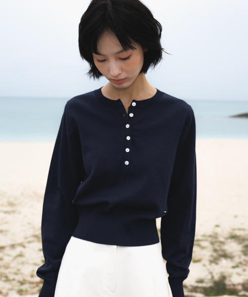 DEHEVE（デヘヴェ）の「Summer Henley Neck Knit [Navy]（ニット/セーター・レディース・ネイビー・OS）」の17枚目の写真