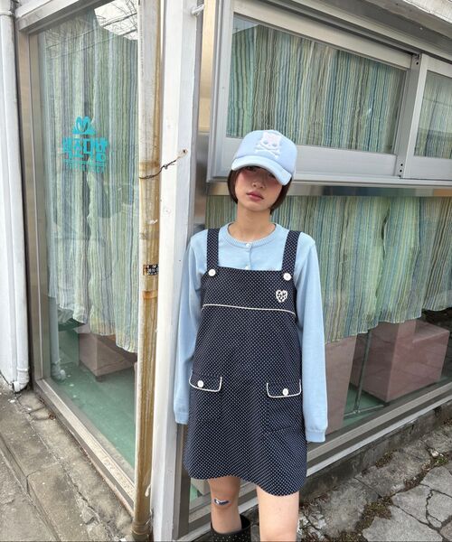 SHAKIRI(シャキリ)の「キリスカルパッチTシャツ(ブルー)(Tシャツ/カットソー・レディース・その他・FREE)」の2枚目の写真